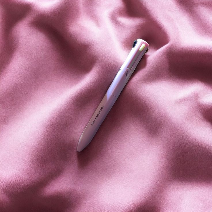 4-in-1 Makeup Pen – Brow, Eye, Lip Liner & Highlighter